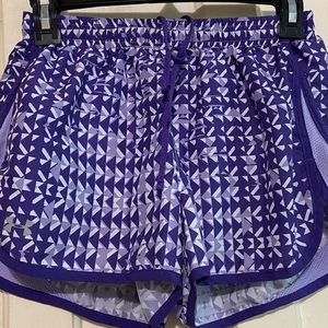 Under Armour heat‎ gear women’s shorts size Small